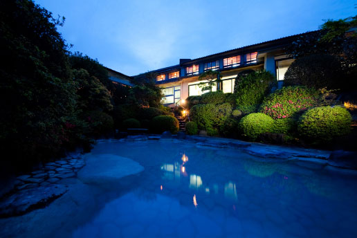 明礬温泉　岡本屋